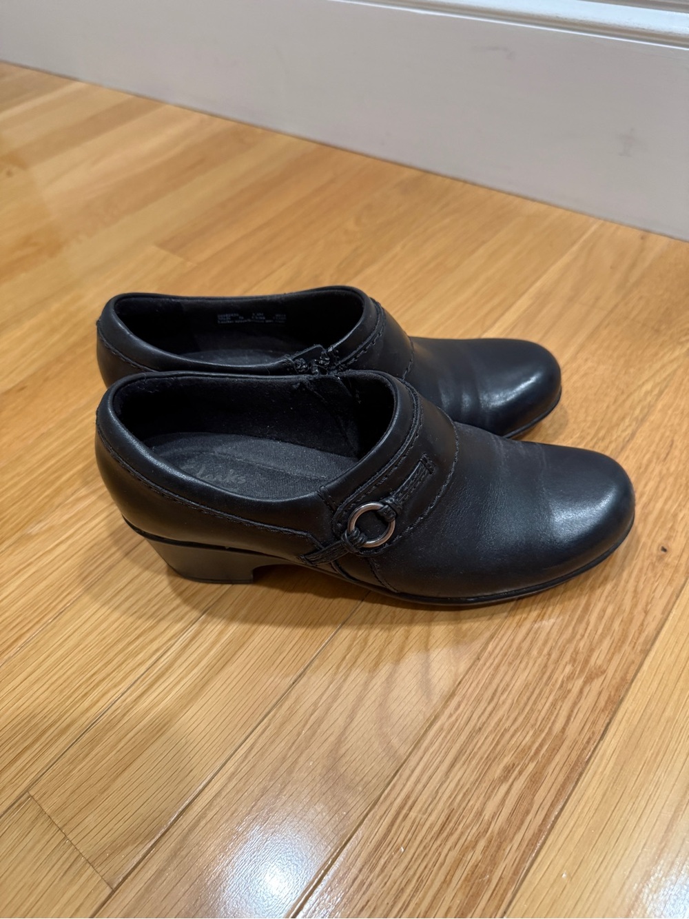 Clarks Black Leather Slip-On Clog with Buckle Accent - Picture 2 of 6